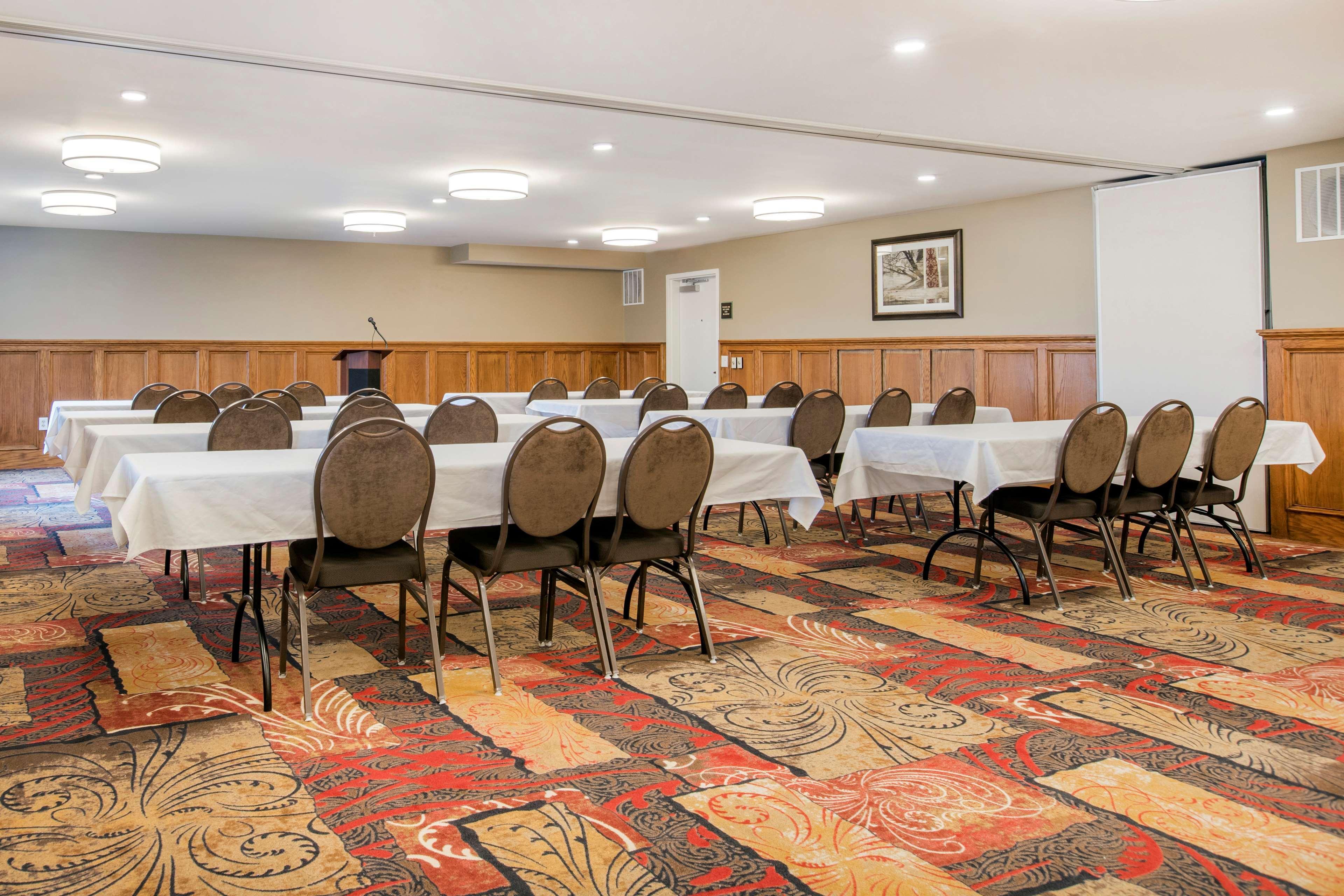 Country Inn & Suites By Radisson, Grandville-Grand Rapids West, Mi מראה חיצוני תמונה
