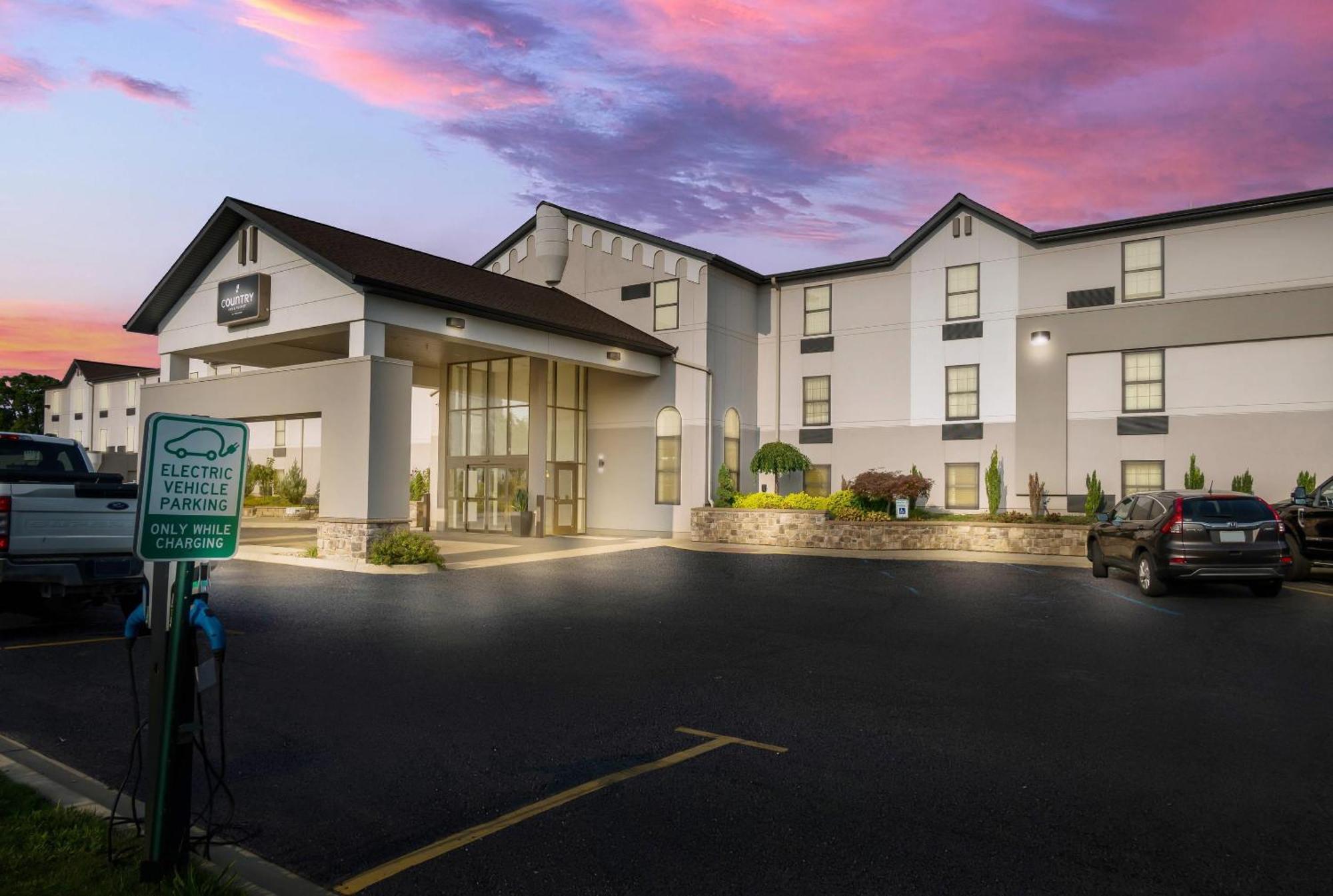 Country Inn & Suites By Radisson, Grandville-Grand Rapids West, Mi מראה חיצוני תמונה